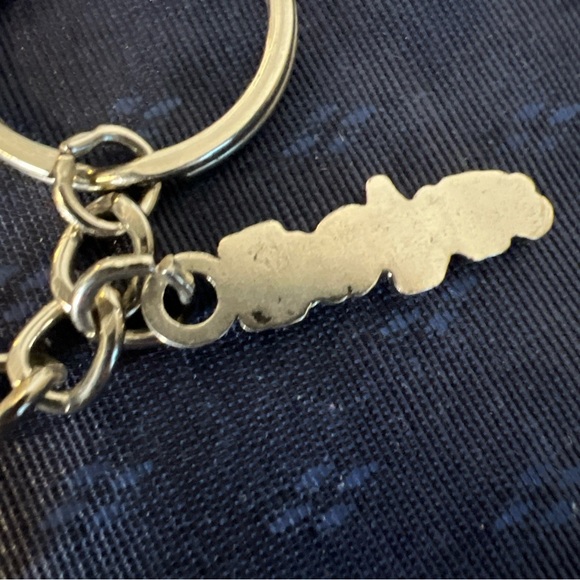 Harry Potter 9 3/4 Hogwarts Express Keychain - Picture 8 of 9